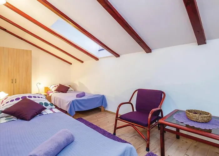 Nyaraló 2 Bedroom Cozy In *